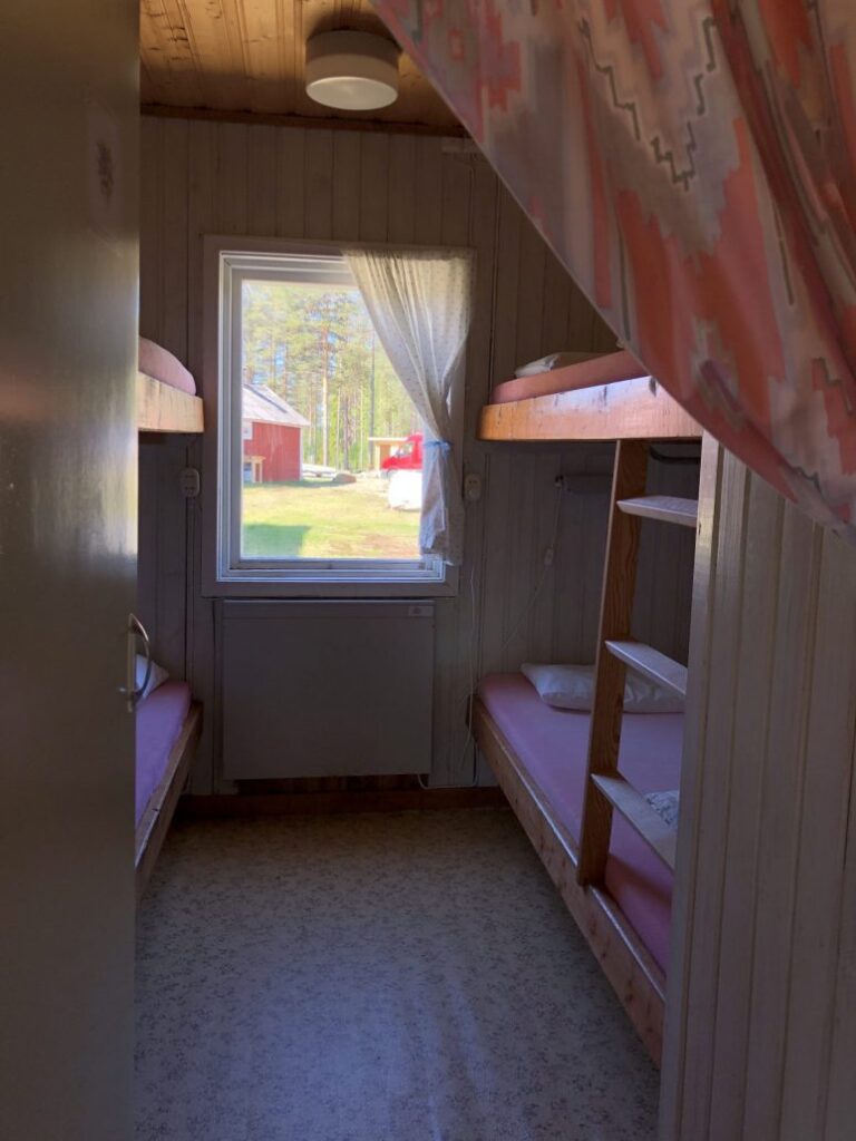 Bedroom in cabin 2